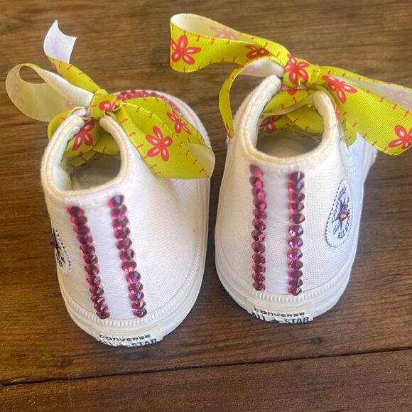 NEW Converse Custom Embellished Crystal All Star Sneakers Shoes Infant Sz 2 - Picture 3 of 6